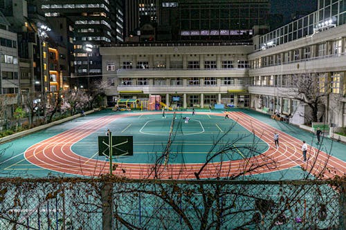 韦斯-布朗：其实不反感奥纳纳，但他真的每次都有奇怪的失误